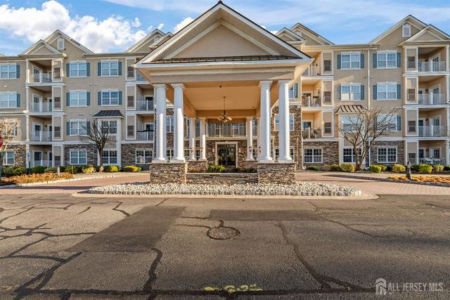 540 Cranbury Road 104, East Brunswick, NJ 08816