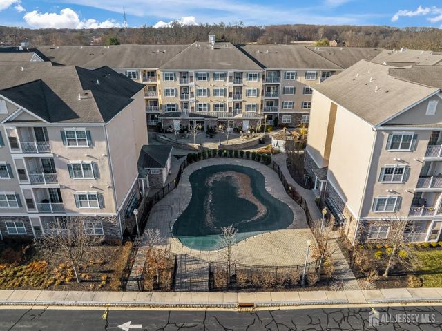 540 Cranbury Road 104, East Brunswick, NJ 08816
