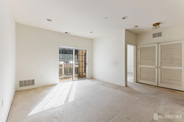 540 Cranbury Road 104, East Brunswick, NJ 08816