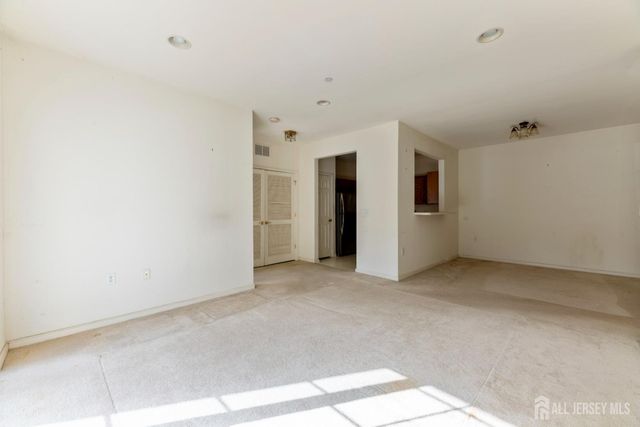 540 Cranbury Road 104, East Brunswick, NJ 08816