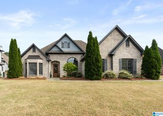 2045 HIGHLAND VILLAGE BEND, Birmingham, AL 35242