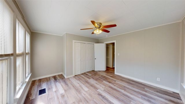 300 W Moore Street, Sherman, TX 75090
