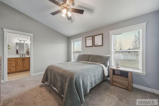 5317 E Buchanan Avenue, Iona, ID 83427