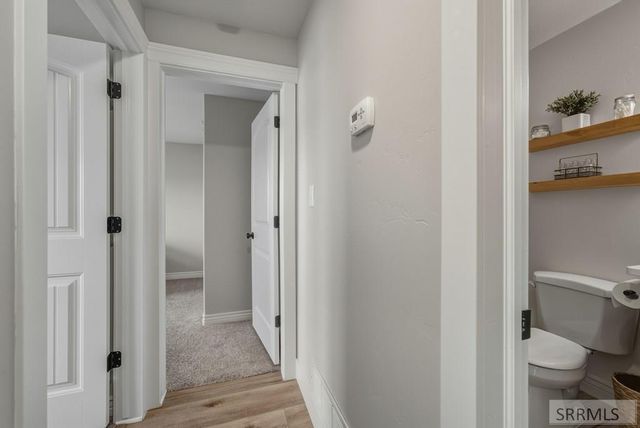 5317 E Buchanan Avenue, Iona, ID 83427