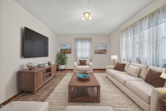 877 Main Street, Clifton Park, NY 12065