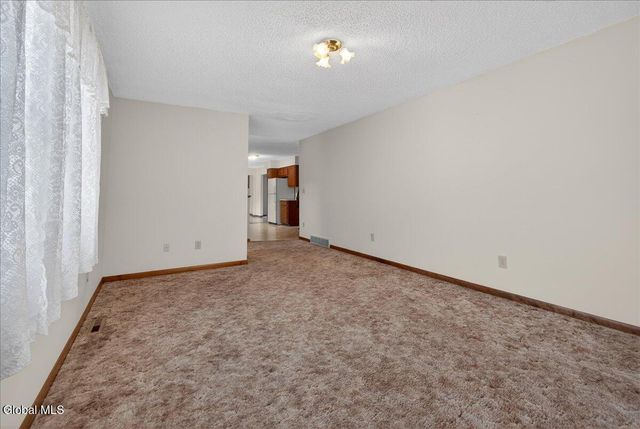 877 Main Street, Clifton Park, NY 12065