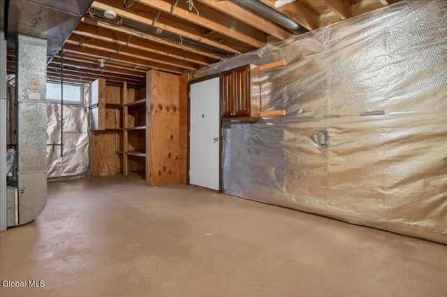 877 Main Street, Clifton Park, NY 12065