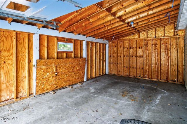 877 Main Street, Clifton Park, NY 12065