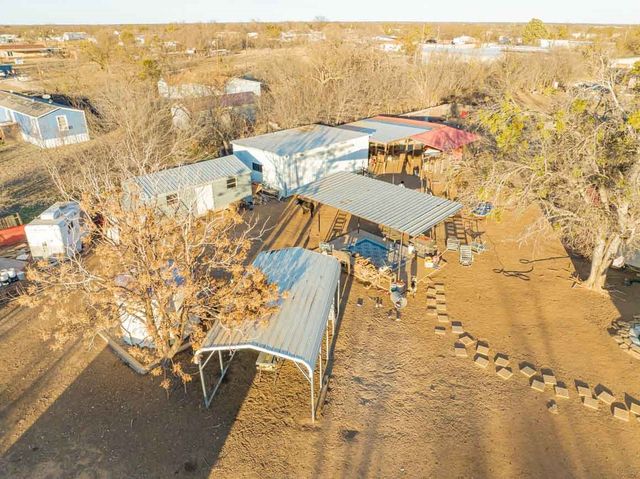 1318 W 2nd Street, Breckenridge, TX 76424