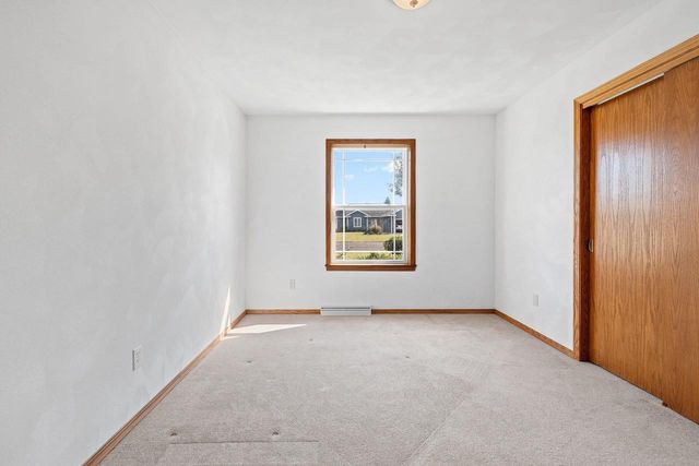 W6042 GREYSTONE COURT, Appleton, WI 54915