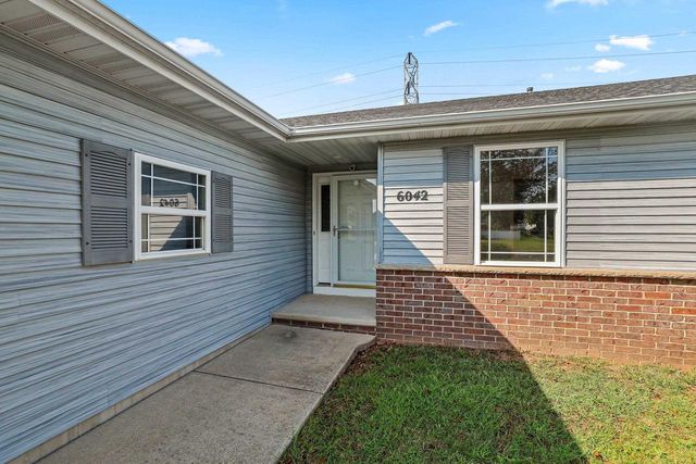 W6042 GREYSTONE COURT, Appleton, WI 54915