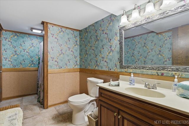 5148 Lincoln Avenue, Lisle, IL 60532