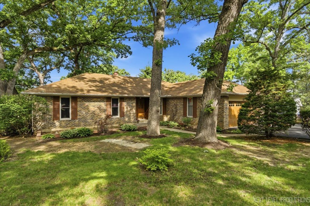 5148 Lincoln Avenue, Lisle, IL 60532