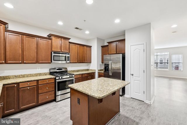 7564 STONEHOUSE RUN DR, Glen Burnie, MD 21060