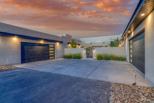 27 Ocate Court, Placitas, NM 87043