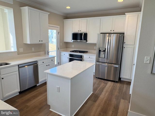 11468 MAID AT ARMS LN, Berlin, MD 21811