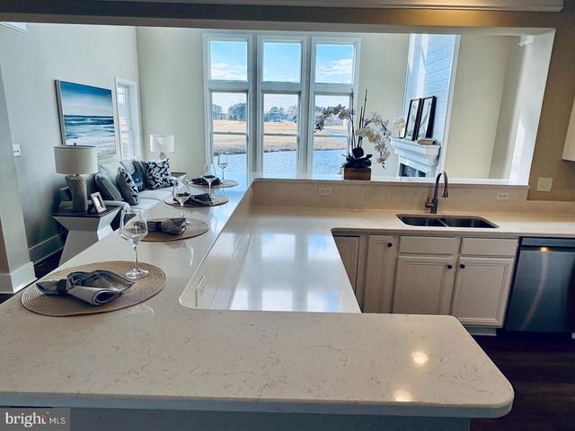 11468 MAID AT ARMS LN, Berlin, MD 21811