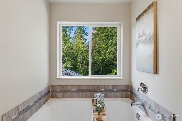 7924 161st Court E, Puyallup, WA 98375