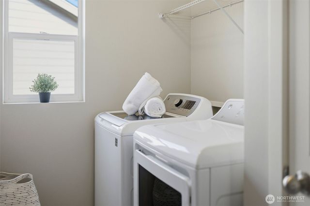 7924 161st Court E, Puyallup, WA 98375
