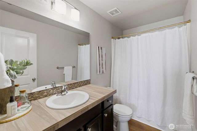 7924 161st Court E, Puyallup, WA 98375