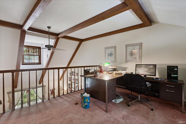 52284 Farmington Square Road, Granger, IN 46530