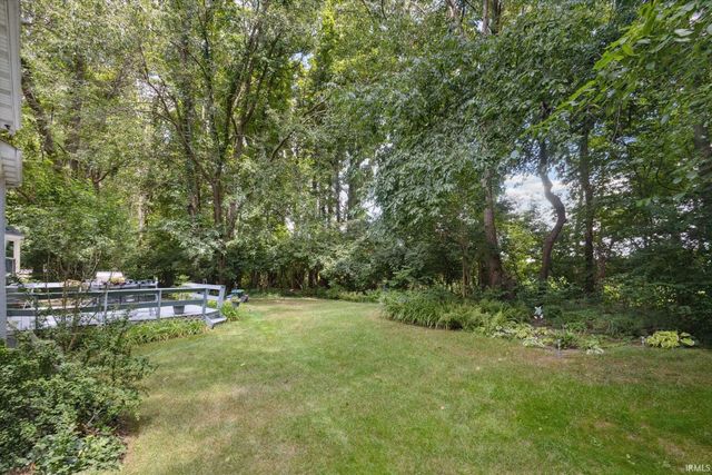 52284 Farmington Square Road, Granger, IN 46530