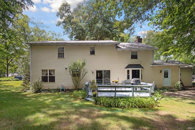 52284 Farmington Square Road, Granger, IN 46530