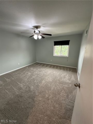 21881 River Oaks Drive, Rocky River, OH 44116