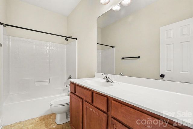 1205 Gainsborough Drive, Matthews, NC 28104