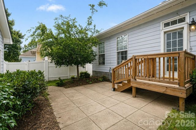 1205 Gainsborough Drive, Matthews, NC 28104