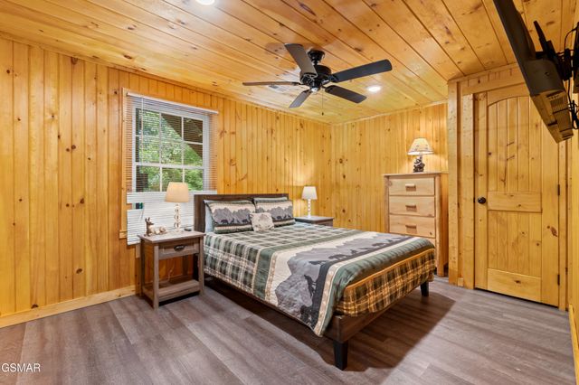 612 Magic Kingdom Lane, Sevierville, TN 37862