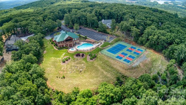 863 Sierra Trace Road, Denton, NC 27239