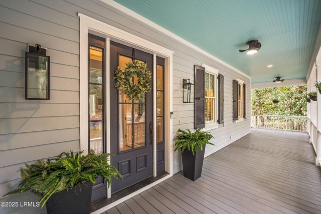 229 De La Gaye Point, Beaufort, SC 29902