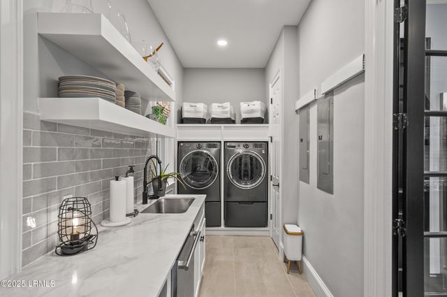 229 De La Gaye Point, Beaufort, SC 29902