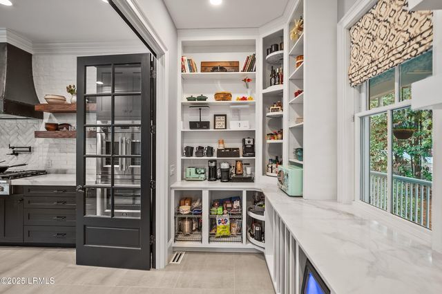 229 De La Gaye Point, Beaufort, SC 29902