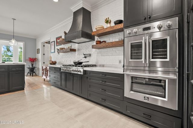 229 De La Gaye Point, Beaufort, SC 29902