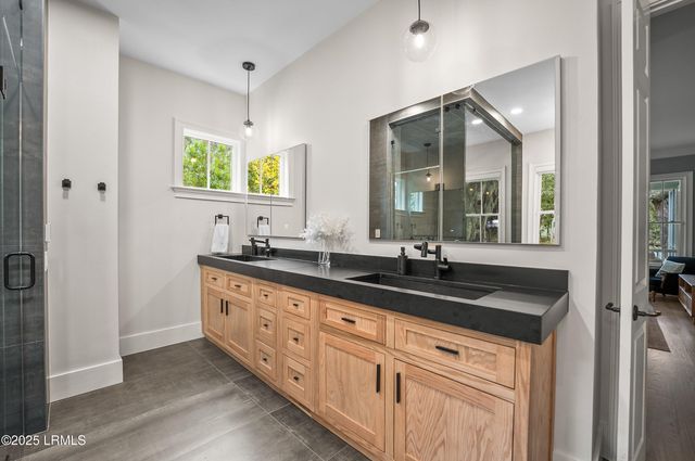 229 De La Gaye Point, Beaufort, SC 29902