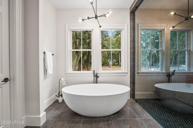 229 De La Gaye Point, Beaufort, SC 29902