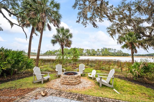 229 De La Gaye Point, Beaufort, SC 29902