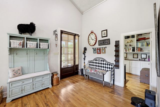 702 Noonday Road, Chandler, TX 75758