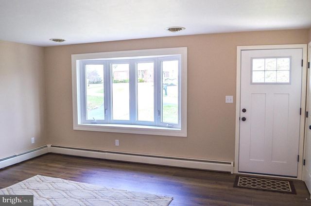 300 S CAMP ST, Red Lion, PA 17356