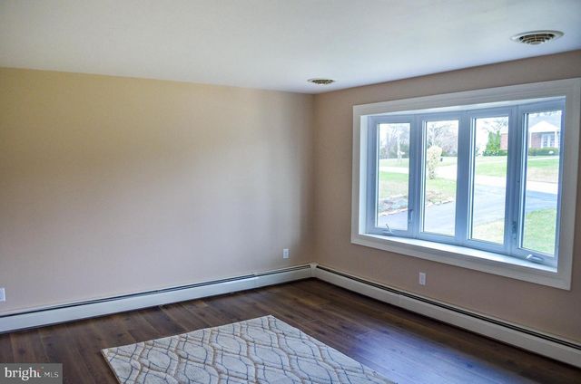 300 S CAMP ST, Red Lion, PA 17356