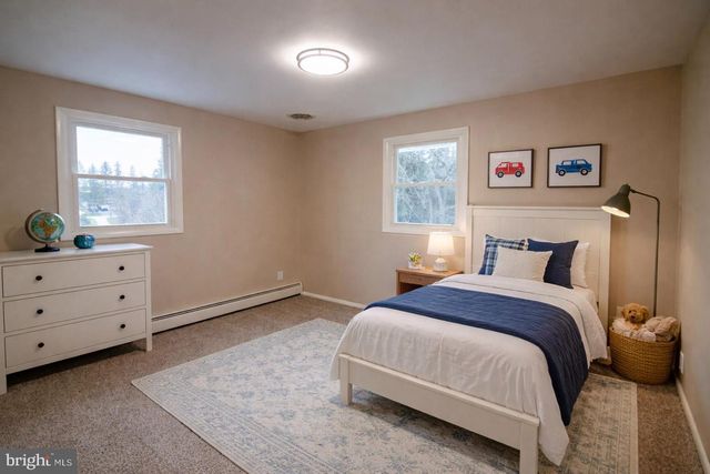 300 S CAMP ST, Red Lion, PA 17356