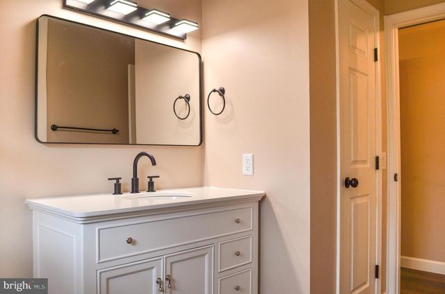 300 S CAMP ST, Red Lion, PA 17356