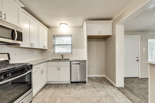 2536 Maverick Avenue, Dallas, TX 75228