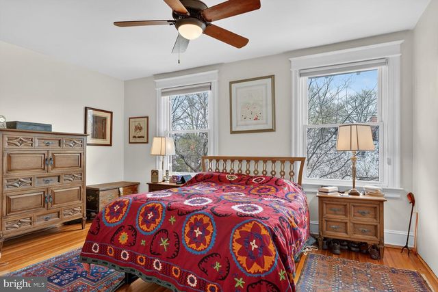 5330 41ST ST NW, Washington, DC 20015