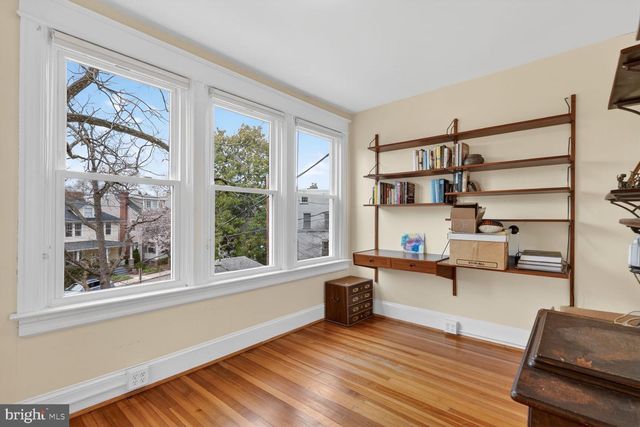 5330 41ST ST NW, Washington, DC 20015