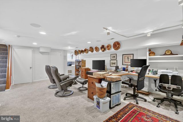 5330 41ST ST NW, Washington, DC 20015