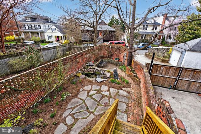 5330 41ST ST NW, Washington, DC 20015