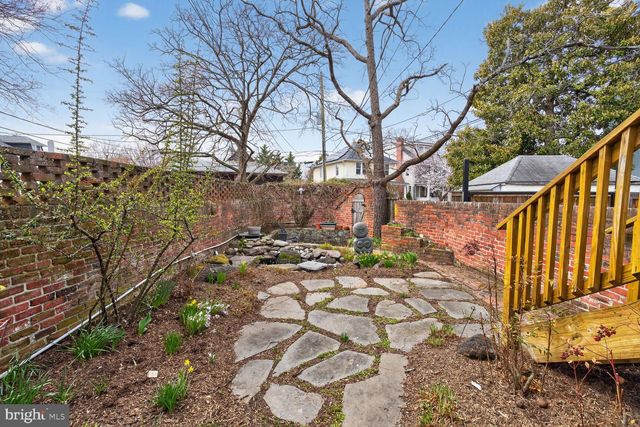 5330 41ST ST NW, Washington, DC 20015